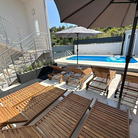 Villa Milena Sweet Apartment-With A Pool Трогир Экстерьер фото