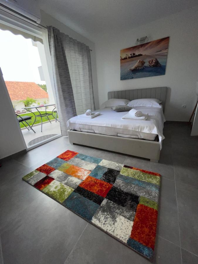 Villa Milena Sweet Apartment-With A Pool Трогир Экстерьер фото