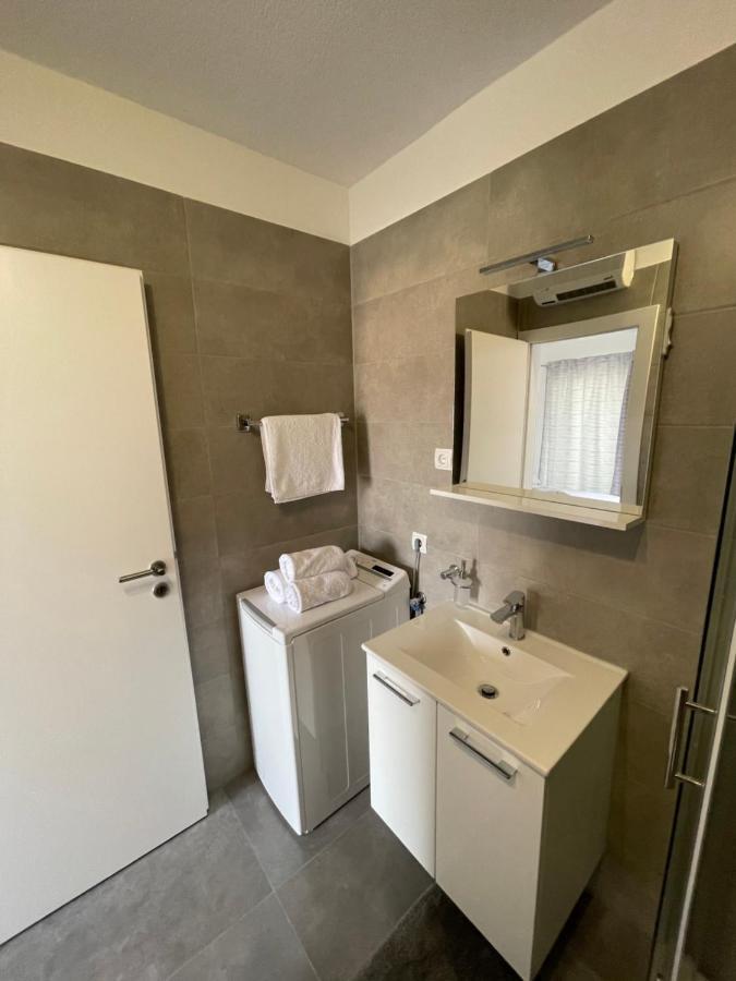 Villa Milena Sweet Apartment-With A Pool Трогир Экстерьер фото